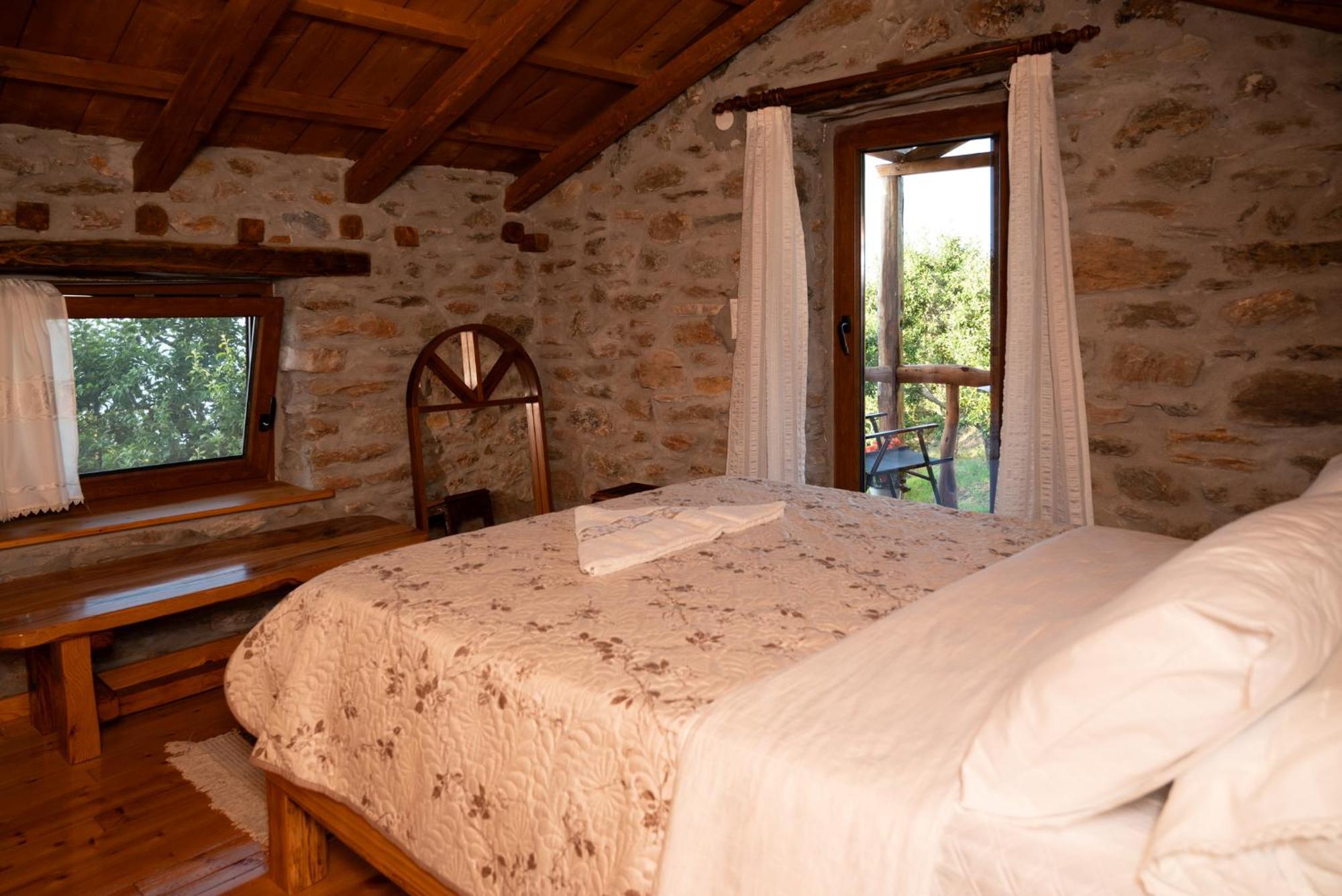 Aristoteli'S Stone House Makrirrakhi Екстер'єр фото