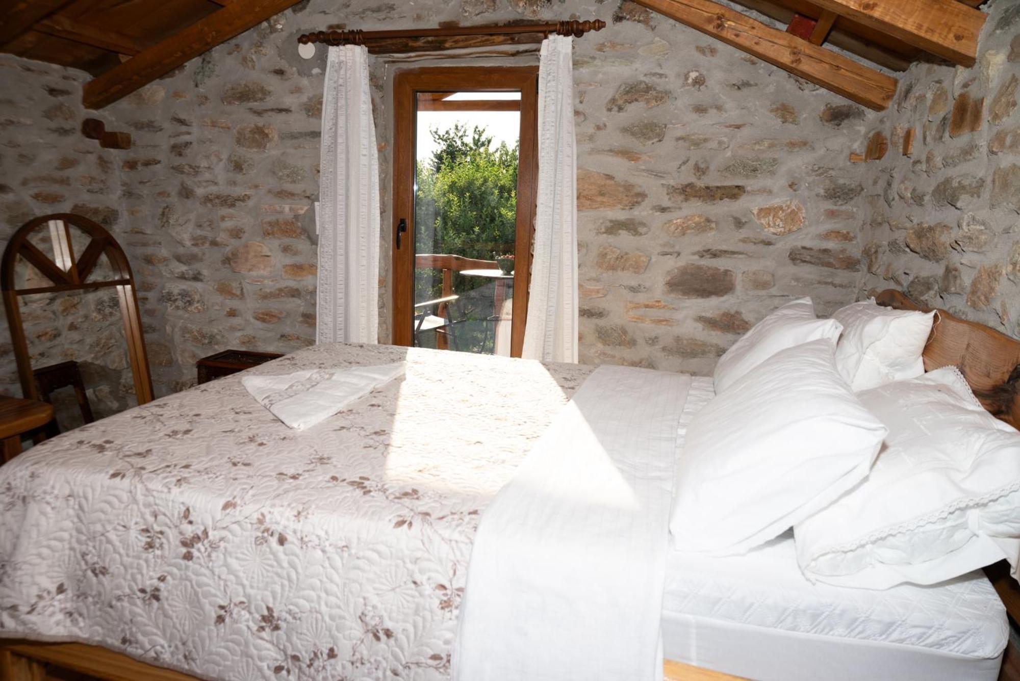 Aristoteli'S Stone House Makrirrakhi Екстер'єр фото